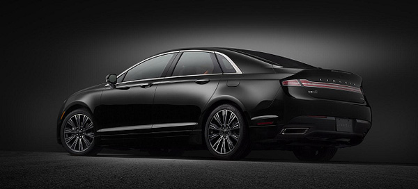 lincoln 于圆石滩发表两款black label概念车