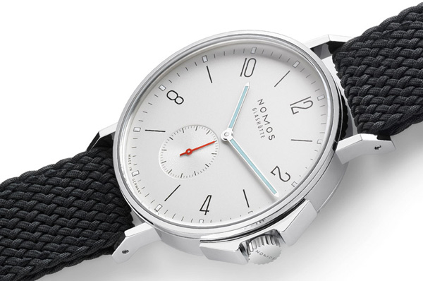 nomos ahoi 腕表荣获if产品设计奖