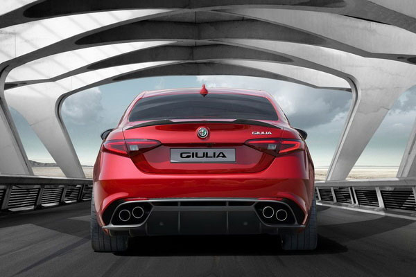 alfa romeo giulia 极速据传高达321公里