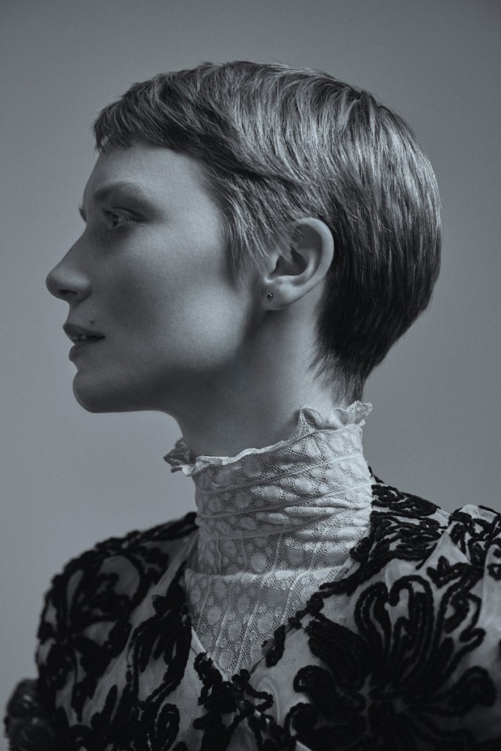 mia wasikowska《flaunt》杂志2015年12月号