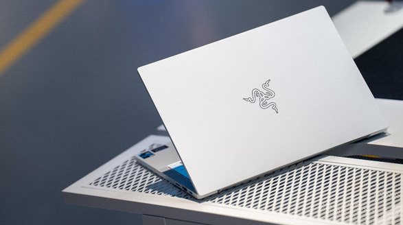 razer book 13轻薄且硬核 助你职场一路开挂